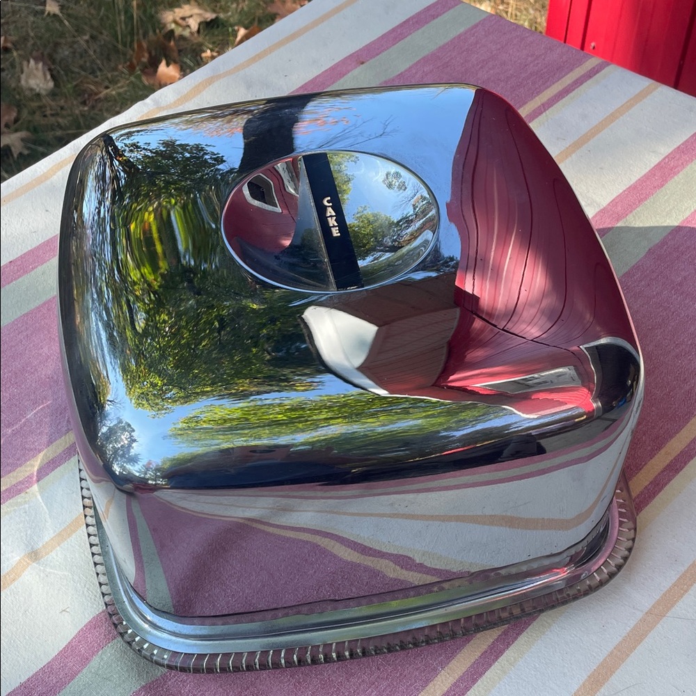 VINTAGE CHROME CAKE COVER AND GLASS UNDERPLATE 1950s